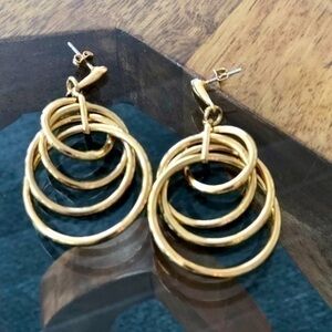 Quadruple hoop dangle gold earrings